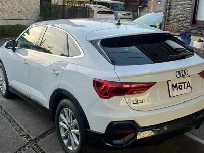 Audi Q3  с аукциона в Японии