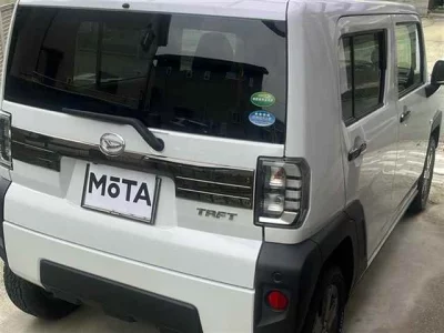 Daihatsu TAFT