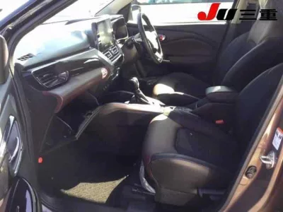 Suzuki Fronx