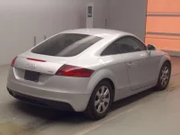 Audi TT лот № 70053 оценка 4  с аукциона в Японии 1