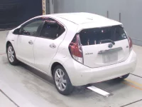 Toyota AQUA лот № 30026 оценка 4.5  с аукциона в Японии 5