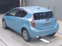 Toyota AQUA лот № 30095 оценка 3.5  с аукциона в Японии 5
