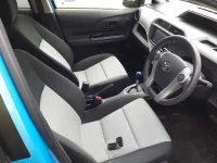 Toyota AQUA лот № 30095 оценка 3.5  с аукциона в Японии 7