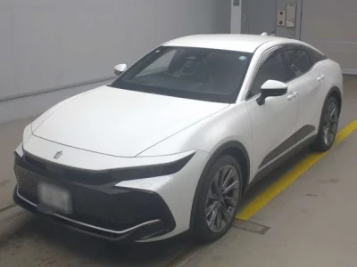 Toyota Crown Crossover