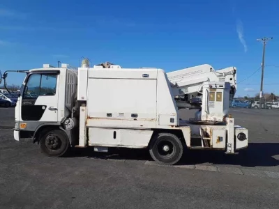 Toyota DYNA  с аукциона в Японии