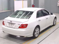 Toyota MARK X лот № 10011 оценка 4  с аукциона в Японии 1