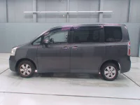 Toyota NOAH лот № 30033 оценка 3.5  с аукциона в Японии 3