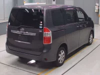 Toyota NOAH лот № 70031 оценка 3.5  с аукциона в Японии 1