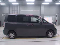 Toyota NOAH лот № 70031 оценка 3.5  с аукциона в Японии 2
