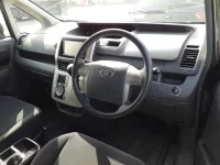 Toyota NOAH лот № 70031 оценка 3.5  с аукциона в Японии 6