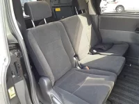 Toyota NOAH лот № 70031 оценка 3.5  с аукциона в Японии 9