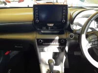 Toyota YARIS CROSS лот № 30054 оценка 5  с аукциона в Японии 8