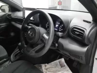 Toyota YARIS лот № 30083 оценка 4.5  с аукциона в Японии 6