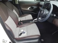 Toyota YARIS CROSS лот № 30089 оценка 4.5  с аукциона в Японии 7