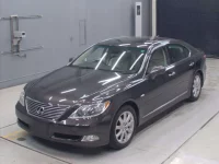 Lexus LS лот № 30068 оценка 4  с аукциона в Японии 10