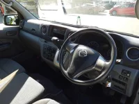 Nissan CARAVAN VAN лот № 30024 оценка R  с аукциона в Японии 6