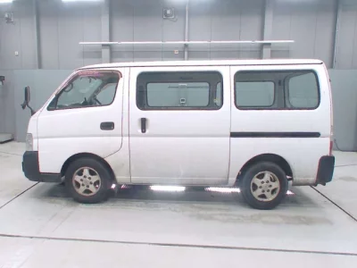 Nissan CARAVAN VAN  с аукциона в Японии