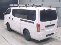 Nissan CARAVAN VAN лот № 70020 оценка 3  с аукциона в Японии 5