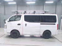 Nissan CARAVAN VAN лот № 70020 оценка 3  с аукциона в Японии 3