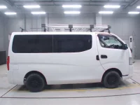 Nissan CARAVAN VAN лот № 70020 оценка 3  с аукциона в Японии 2