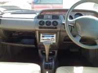 Mitsuoka VIEWT лот № 10037 оценка 3.5  с аукциона в Японии 8