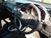 Honda FIT лот № 30018 оценка 4  с аукциона в Японии 6