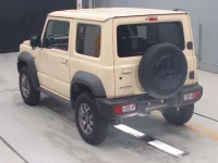 Suzuki JIMNY SIERRA лот № 30114 оценка 5  с аукциона в Японии 5