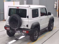 Suzuki JIMNY SIERRA лот № 30082 оценка 5  с аукциона в Японии 1