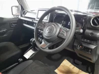 Suzuki JIMNY SIERRA лот № 30082 оценка 5  с аукциона в Японии 6