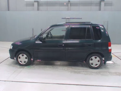 Mazda DEMIO  с аукциона в Японии