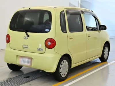 Daihatsu MOVE LATTE