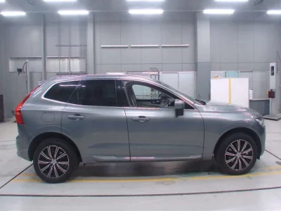 Volvo XC60  с аукциона в Японии