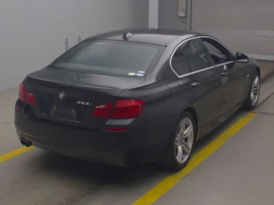 BMW 5-Series  с аукциона в Японии
