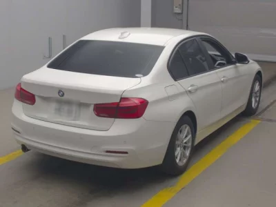 BMW 3-Series  с аукциона в Японии