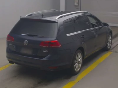 Volkswagen GOLF VARIANT