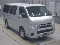 Toyota HIACE VAN лот № 30138 оценка 4.5  с аукциона в Японии 4