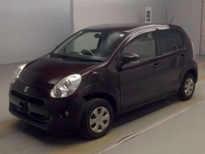 Toyota PASSO  с аукциона в Японии