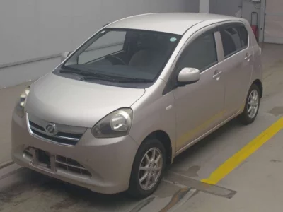 Daihatsu MIRA E S