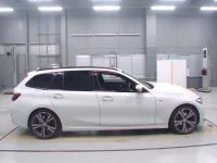 BMW 3-Series лот № 30151 оценка 5  с аукциона в Японии 2