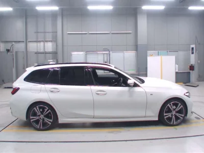 BMW 3-Series  с аукциона в Японии