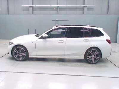 BMW 3-Series  с аукциона в Японии