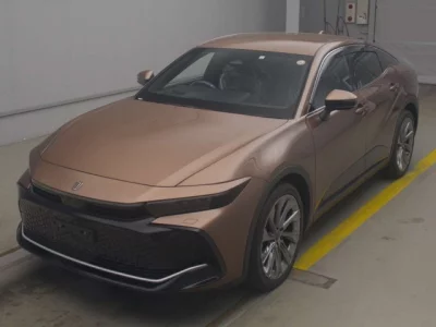 Toyota Crown Crossover
