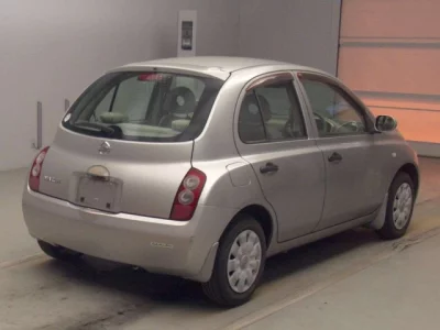 Nissan MARCH  с аукциона в Японии