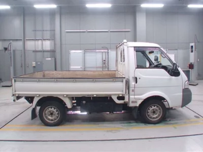 Mitsubishi DELICA TRUCK