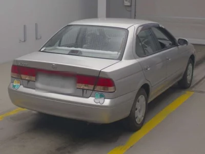 Nissan Sunny