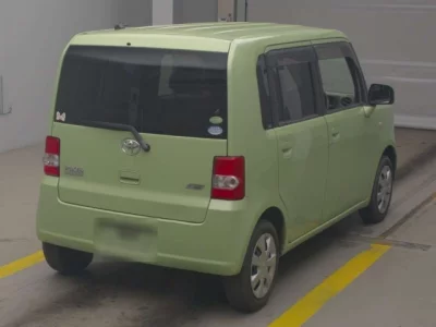 Toyota PIXIS SPACE