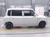 Mazda SPIANO лот № 90086 оценка 99  с аукциона в Японии 2