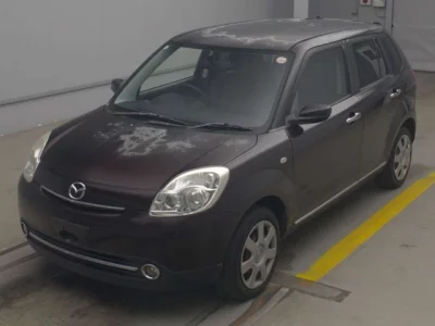Mazda VERISA  с аукциона в Японии