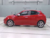 Alfa Romeo Giulietta лот № 10080 оценка 3.5  с аукциона в Японии 3