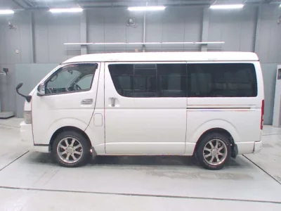 Toyota REGIUS ACE VAN
